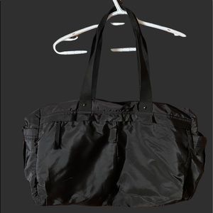 Indigo - Duffel Bag in Black